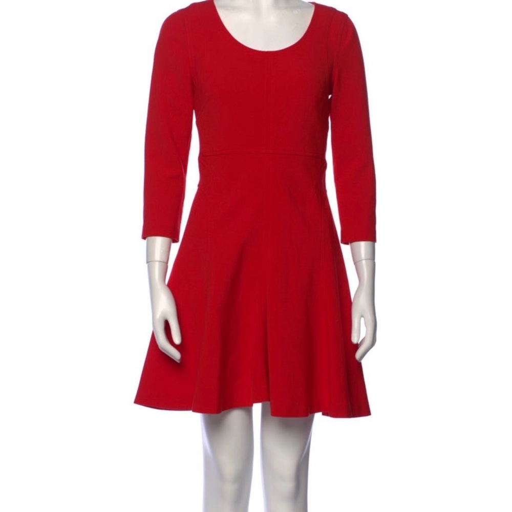 Diane Von Furstenberg  Paloma Red Scooped Neck Dress 3/4 sleeve in Sz 10 EUC ❤️